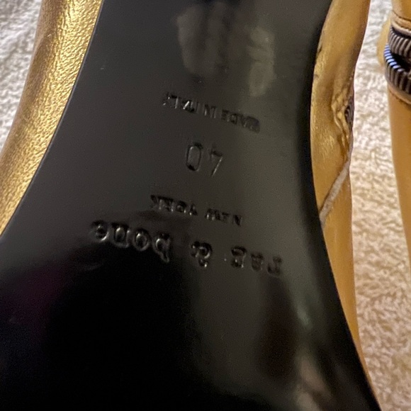 RAG & BONE METALLIC GOLD LEATHER ANKLE BOOTS… SIZE 40/9.5 MEDIUM… NWOB 3” HEELS - Picture 6 of 14